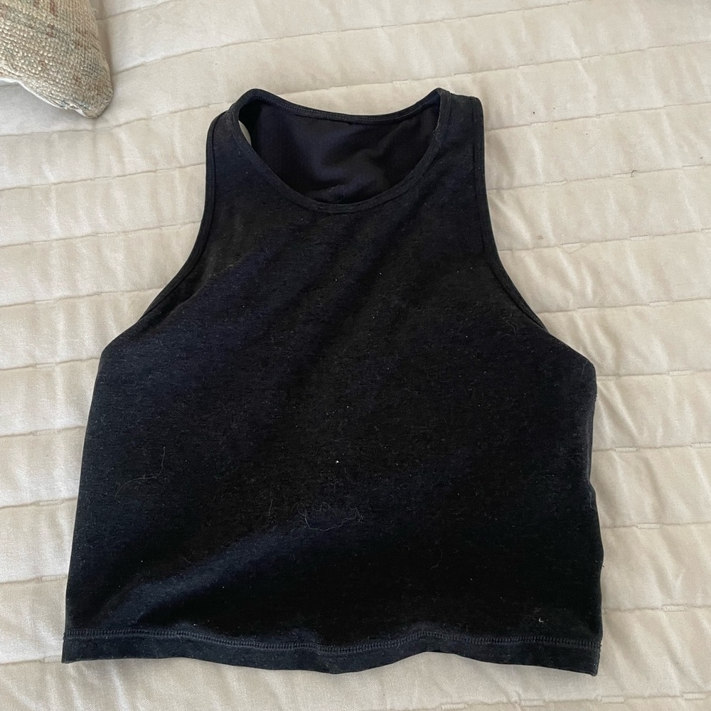 Vuori workout top